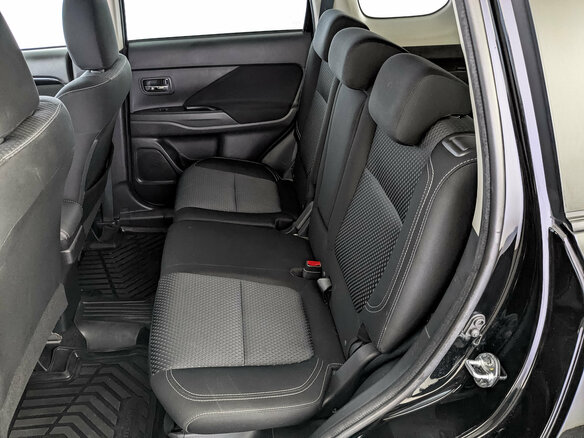 2019 Mitsubishi Outlander III Рестайлинг 3, чёрный, 1870000 рублей - вид 17