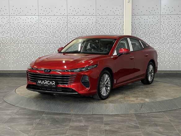 2024 Bestune B70 I Рестайлинг, красный, 3453000 рублей - вид 2