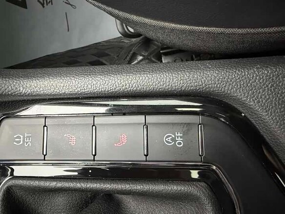 2023 Volkswagen Tharu I, чёрный, 1478111 рублей - вид 14