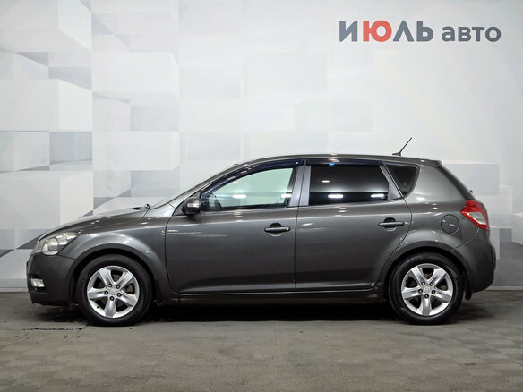2010 Kia Ceed I Рестайлинг, серебристый, 700000 рублей - вид 8