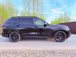 2023 BMW X7 40d I (G07) Рестайлинг, чёрный, 14000000 рублей, вид 3