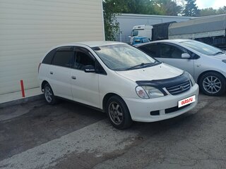 2000 Toyota Nadia, белый, 500000 рублей, вид 2
