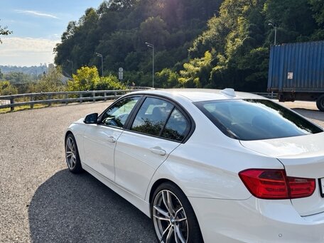 2012 BMW 3 серии 320i VI (F3x), белый, 1450000 рублей, вид 4