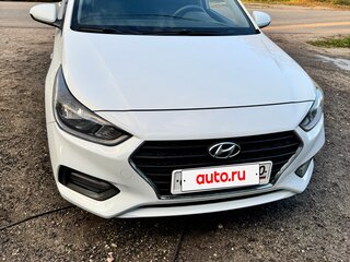 2019 Hyundai Solaris II, белый, 1400000 рублей, вид 3