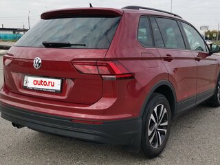 2019 Volkswagen Tiguan II, красный, 2595000 рублей, вид 3