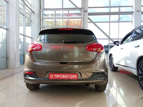 2014 Kia Ceed II, коричневый, 725000 рублей - вид 5