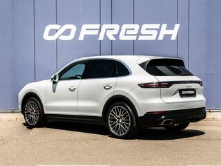 2018 Porsche Cayenne III, белый, 6135000 рублей, вид 2