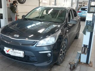 2017 Kia Rio IV, чёрный, 1050000 рублей, вид 1