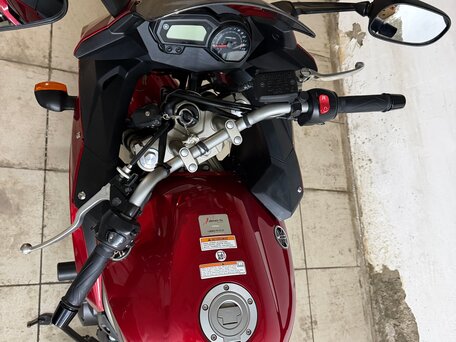 2009 Yamaha XJ6 (FZ6R), красный, 600000 рублей, вид 1