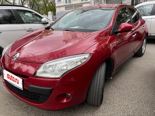 2011 Renault Megane III, красный, 650000 рублей, вид 2