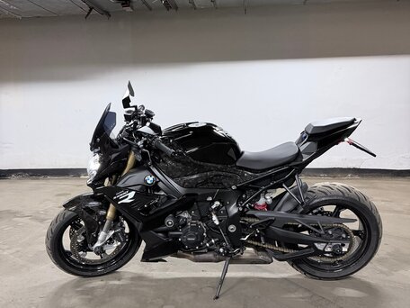 2023 BMW S 1000 R, чёрный, 1700000 рублей, вид 1