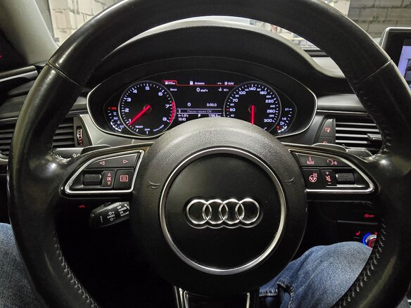 2016 Audi A6 IV (C7) Рестайлинг, белый, 2800000 рублей - вид 10