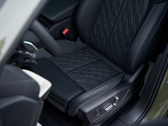 2026 Audi Q5 L III (GU), зелёный, 6399900 рублей - вид 32