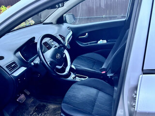 2015 Kia Picanto II Рестайлинг, серебристый, 1050000 рублей, вид 4