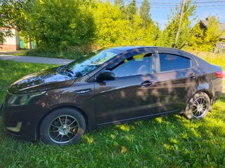 2014 Kia Rio III, коричневый, 800000 рублей, вид 4
