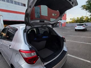 2019 Toyota Vitz III (XP130) Рестайлинг 2, серебристый, 1100000 рублей, вид 5