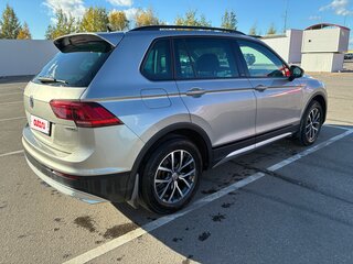 2019 Volkswagen Tiguan II, серебристый, 2350000 рублей, вид 5