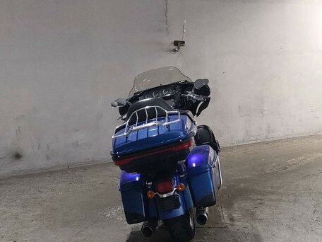 2014 Harley-Davidson CVO Limited, синий, 1177000 рублей, вид 4