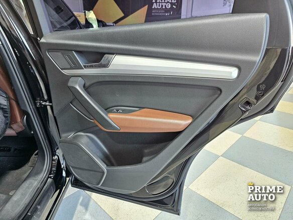 2018 Audi Q5 II (FY), чёрный, 2949000 рублей - вид 19