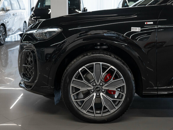 2026 Audi Q5 L III (GU), чёрный - вид 26