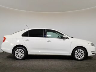 2014 Skoda Rapid I, белый, 850000 рублей, вид 4