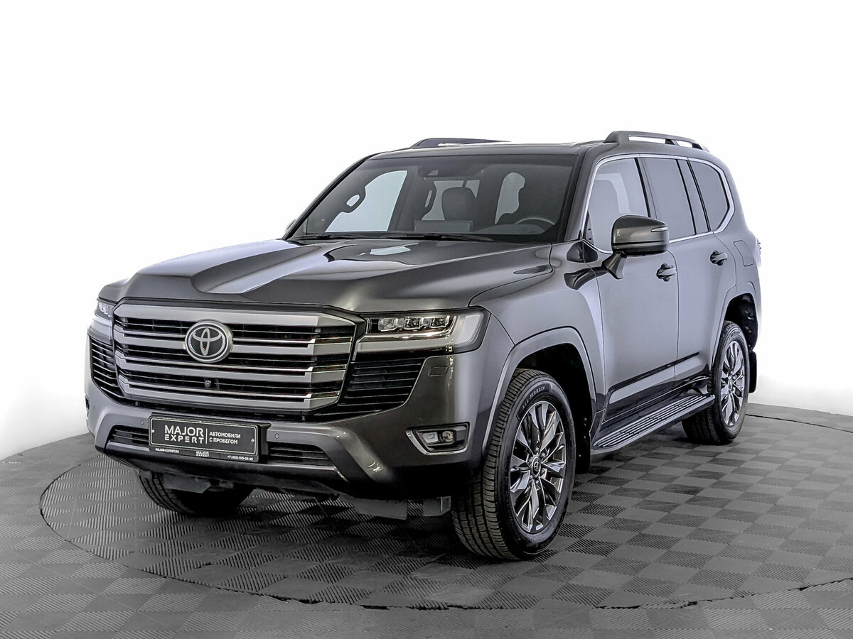 Открыть фотографии: Toyota Land Cruiser 300 Series