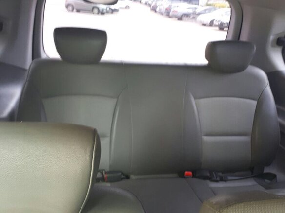 2008 Hyundai H-1 II, серебристый - вид 2