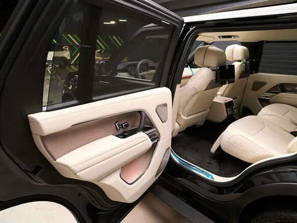 2026 Land Rover Range Rover P530 MHEV Long V, чёрный, 27950000 рублей - вид 24