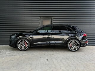 2026 Audi Q8 50 TDI I (4M) Рестайлинг, чёрный, 17200000 рублей, вид 2