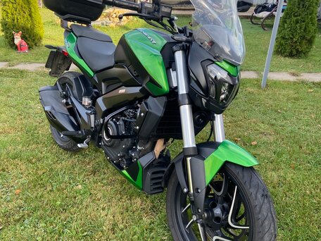 2022 Bajaj Dominar 400, зелёный, 340000 рублей, вид 3