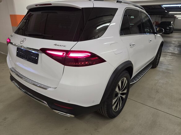 2026 Mercedes-Benz GLE 300 d II (V167) Рестайлинг, белый, 12600900 рублей - вид 9