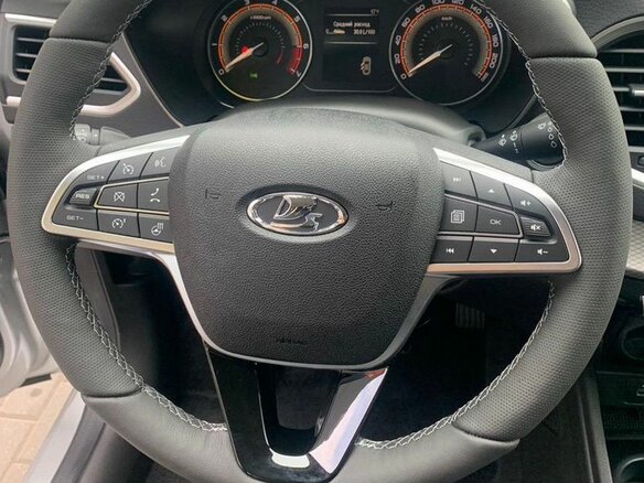 2026 Lada (ВАЗ) Vesta I Рестайлинг (NG), серебристый, 1800000 рублей - вид 21