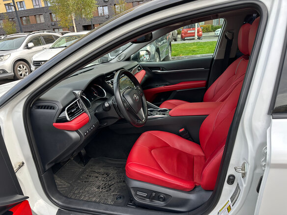 2019 Toyota Camry US Market VIII (XV70), белый, 2550000 рублей - вид 17