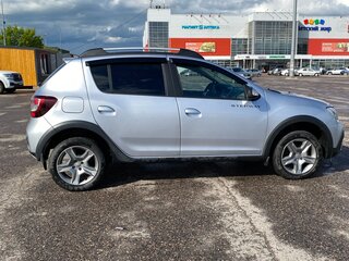 2021 Renault Sandero Stepway II Рестайлинг, серый, 1400000 рублей, вид 5