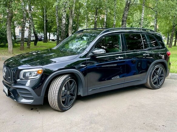 2022 Mercedes-Benz GLB AMG 35 AMG I (X247), чёрный, 4900000 рублей - вид 2