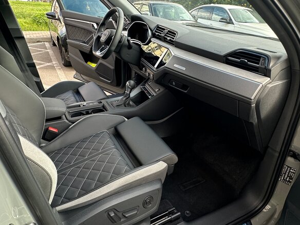 2026 Audi Q3 35 TFSI II (F3), серый, 3799000 рублей - вид 6