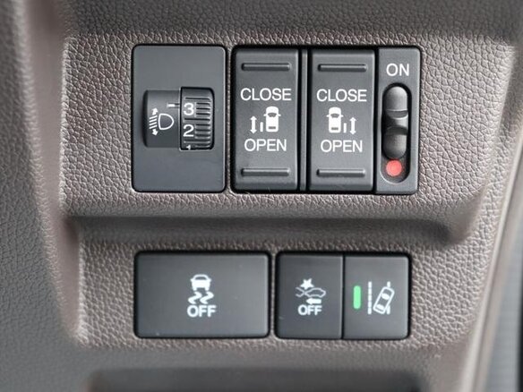2019 Honda Freed II, белый, 1122000 рублей - вид 11