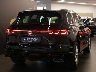 2025 Volkswagen Touareg III Рестайлинг, чёрный, 8590000 рублей, вид 5