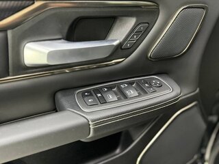 2023 Ram 1500 Quad Cab eTorque V, чёрный, 7900000 рублей, вид 5
