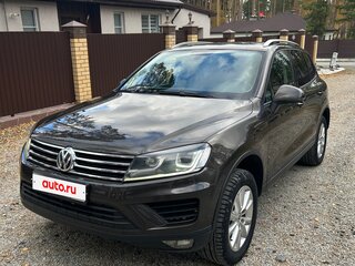 2015 Volkswagen Touareg II Рестайлинг, коричневый, 2500000 рублей, вид 1