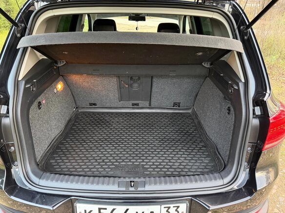 2011 Volkswagen Tiguan I Рестайлинг, чёрный, 1550000 рублей - вид 9