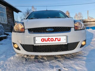 2007 Ford Fiesta Mk5, белый, 450000 рублей, вид 1