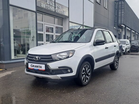 2026 Lada (ВАЗ) Granta Cross I Рестайлинг, белый, 1392900 рублей