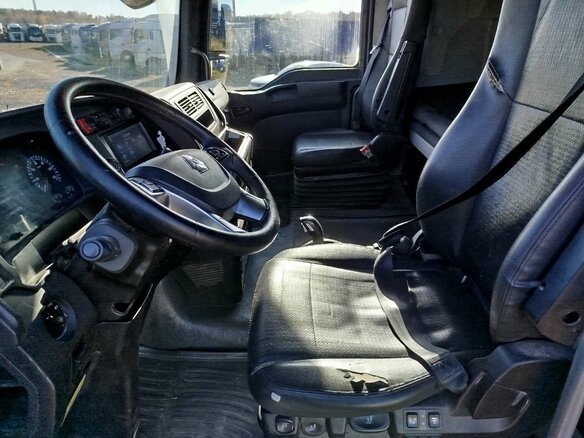 2023 Sinotruk Sitrak C7H, красный, 3031000 рублей - вид 6