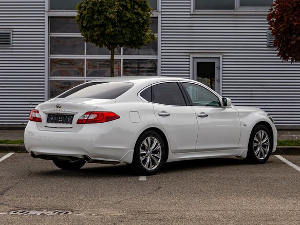 2011 Infiniti M25 IV, белый, 1695000 рублей - вид 5
