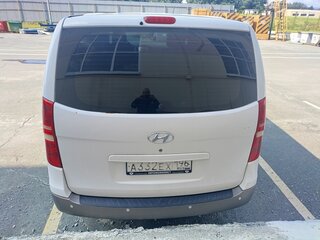 2013 Hyundai H-1, белый, 1480000 рублей, вид 2