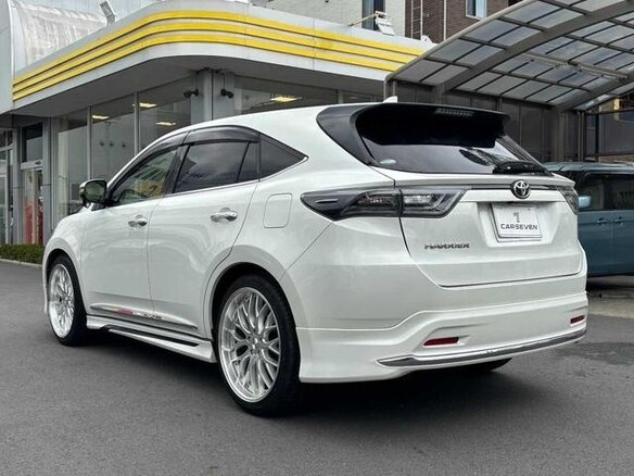 2017 Toyota Harrier III (XU60), белый, 2100000 рублей - вид 6