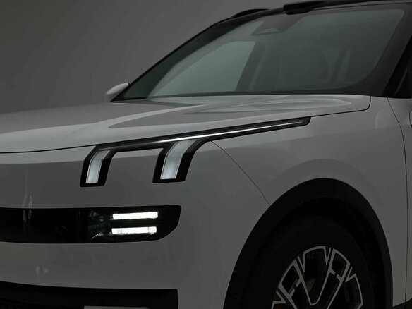 2025 Lynk & Co 900, белый, 7500000 рублей - вид 23