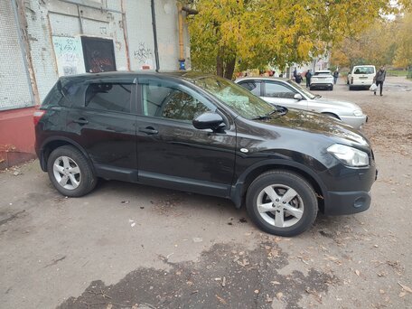2012 Nissan Qashqai I Рестайлинг, чёрный, 850000 рублей, вид 2