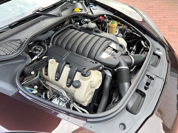 2011 Porsche Panamera S I, коричневый, 2399000 рублей - вид 28